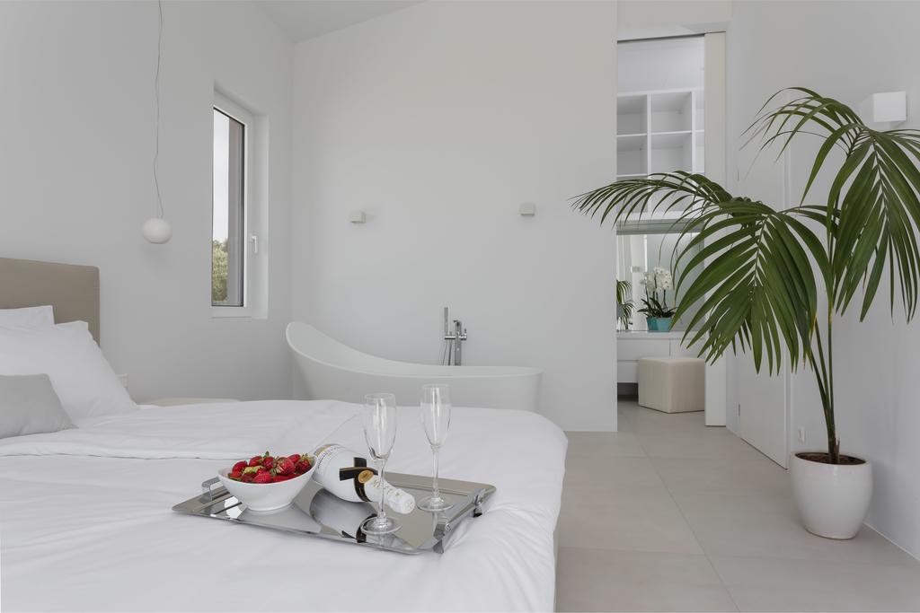 Villa White Grace - A Seductive World Of Luxury Pigí Exterior foto