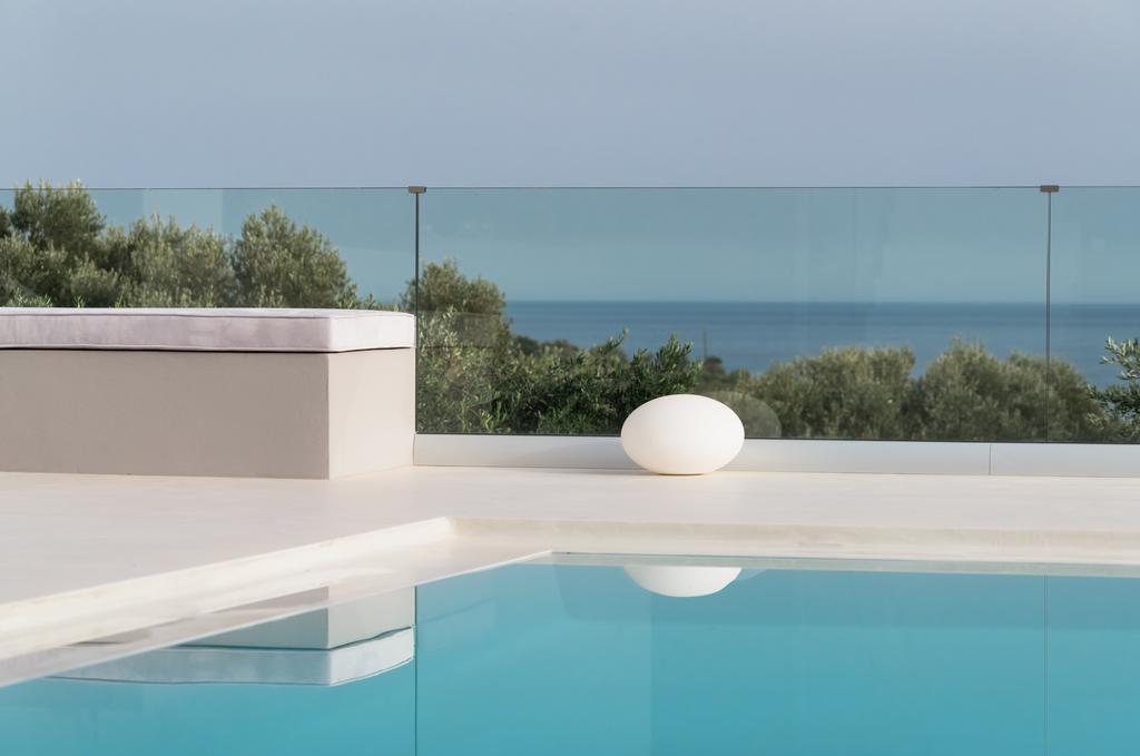 Villa White Grace - A Seductive World Of Luxury Pigí Exterior foto
